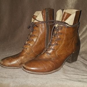 Frye Courtney Lace Up Booties